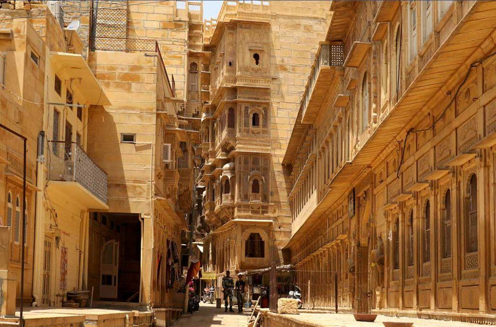 Old City Havelis & Architectural Streets